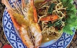 Goong Mae Nam Phao Spaghetti Pad Kee Mao